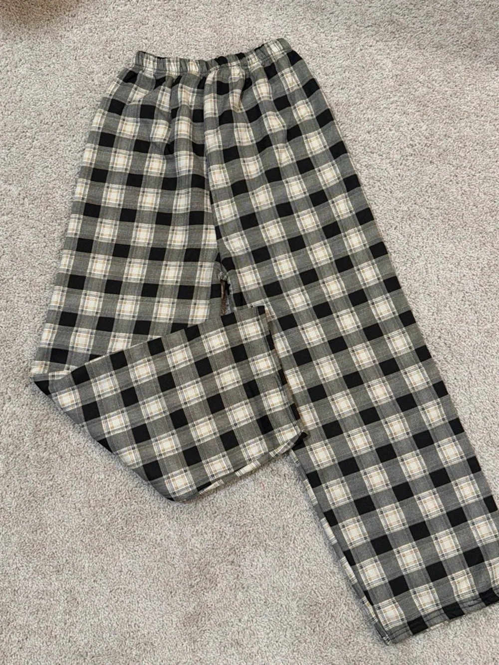 Men's Black and Cream Plaid Lounge Pants